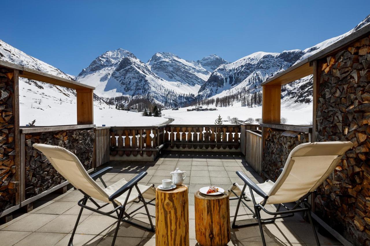 Hotel Walserhuus Sertig Sertig Döfli Exteriör bild
