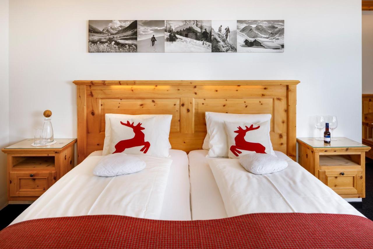 Hotel Walserhuus Sertig Sertig Döfli Exteriör bild